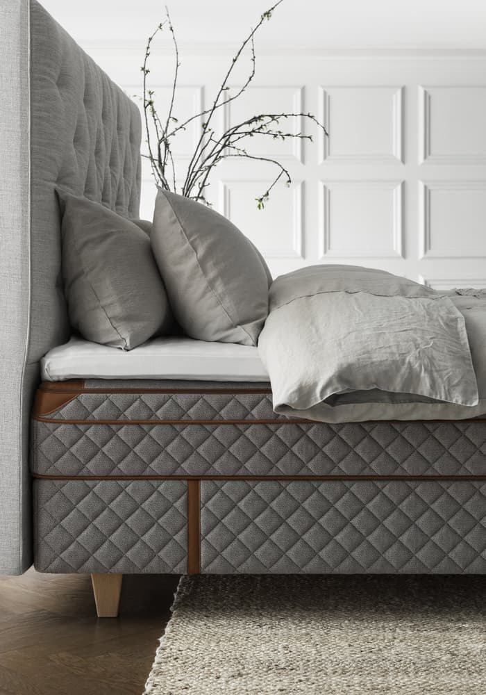 bed_continental_dux 8008_inspiration_PIE_xupport-royal ruskin 10 quill_3